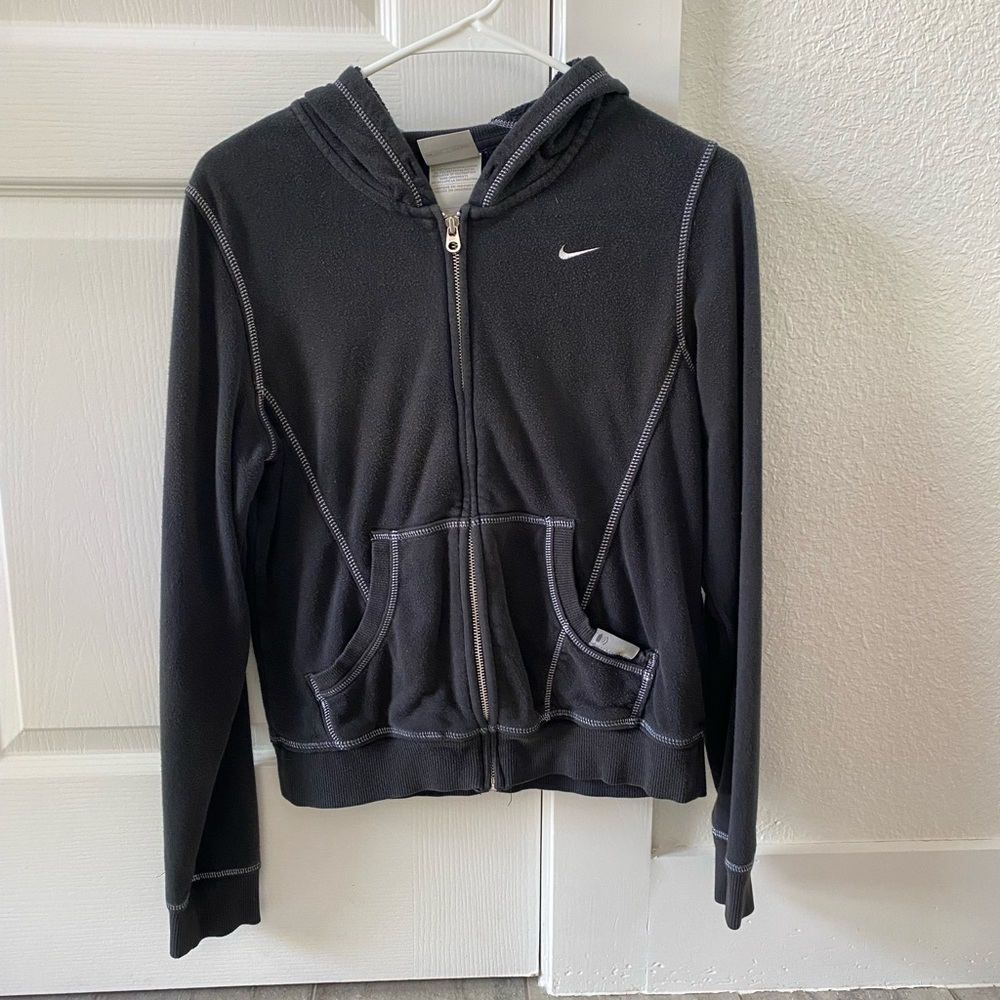 Woman’s Vintage Nike Hoodie Zip Up